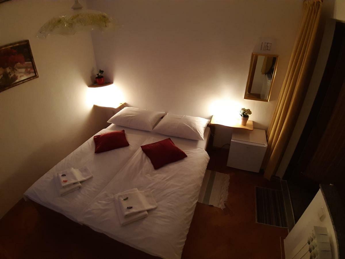 House Osana Hotel Grabovac  Eksteriør billede